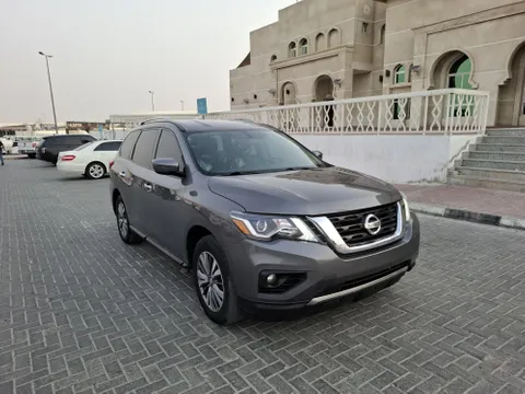 Nissan Pathfinder 3.5L S 4WD 2020