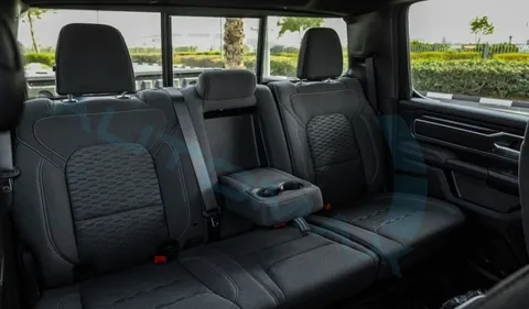 New RAM 1500 Big Horn Crew Cab 2025