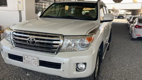 Toyota Land Cruiser 3.0T VXR (Diesel) 2013