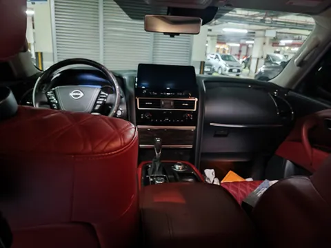 Discover undefined undefined Exterior Interior Images.Find all aspects and details of cars.