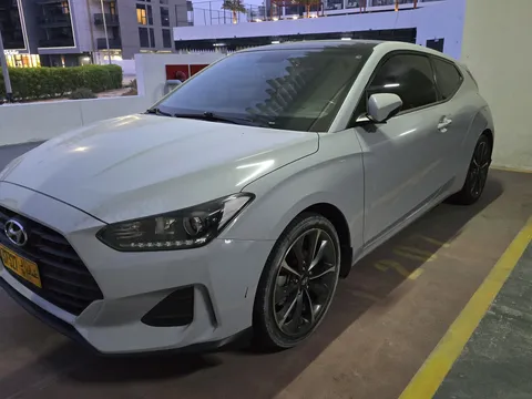 Hyundai Veloster 2019