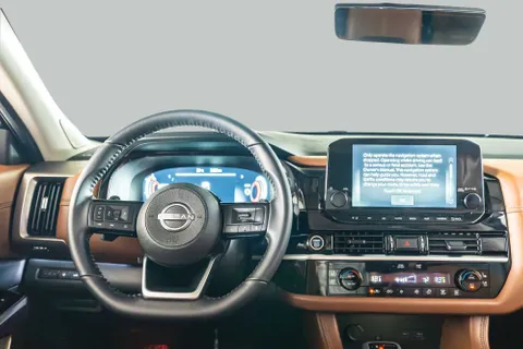 Discover undefined undefined Exterior Interior Images.Find all aspects and details of cars.
