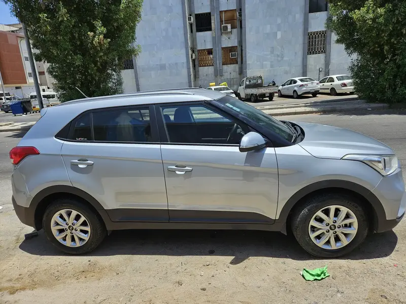 Discover undefined undefined Exterior Interior Images.Find all aspects and details of cars.