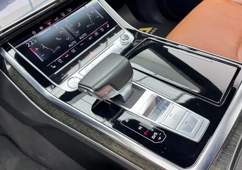 Audi Q8 55 TFSI S-Line quattro 340 HP 2019