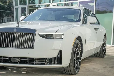 New Rolls Royce Ghost 6.6L Black Badge 2025