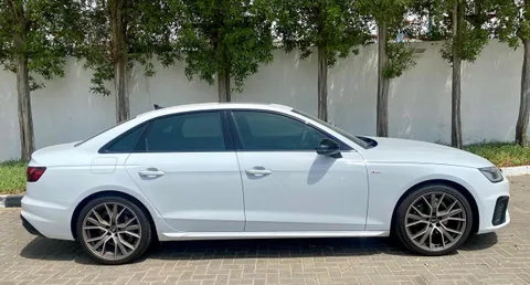 Discover undefined undefined Exterior Interior Images.Find all aspects and details of cars.