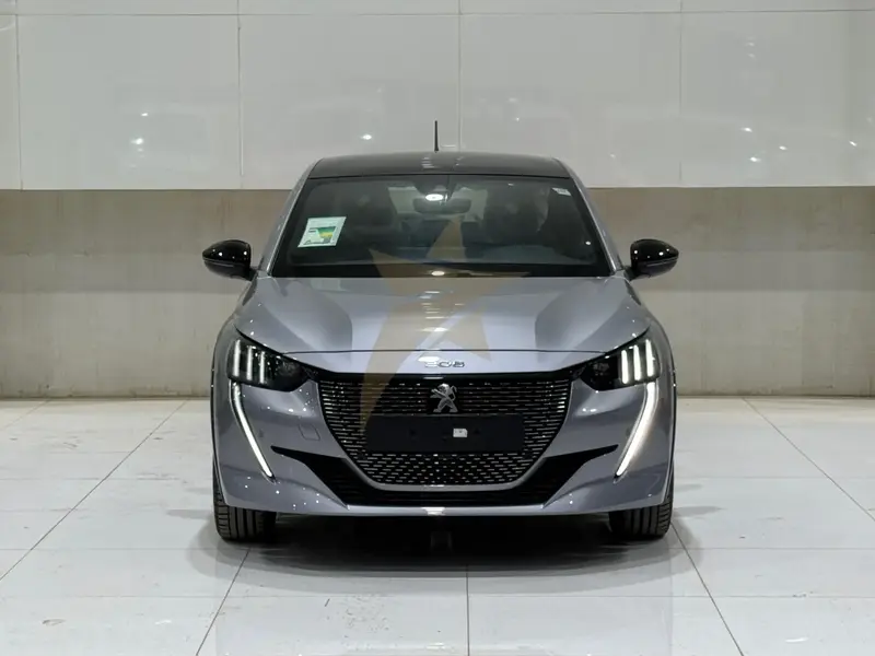Discover undefined undefined Exterior Interior Images.Find all aspects and details of cars.