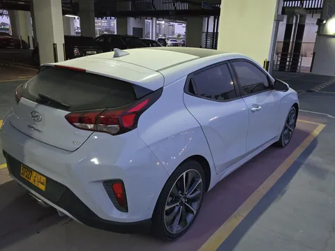 Hyundai Veloster 2019