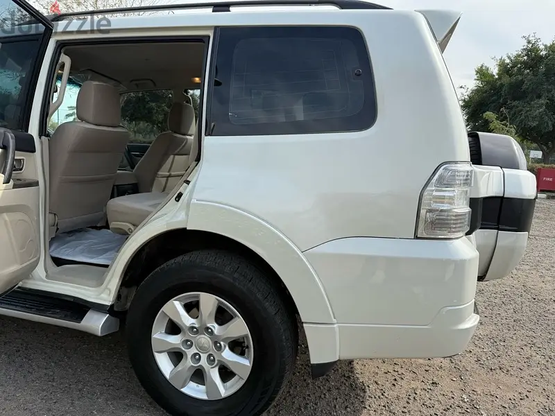 ميتسوبيشي باجيرو 2020