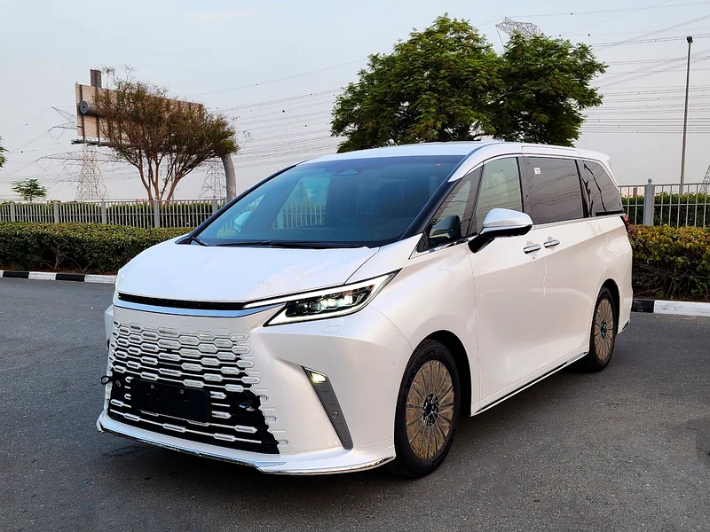 Lexus LM 2024