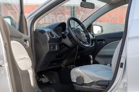Mitsubishi Attrage 1.2 GLX 2022