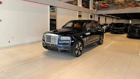 Discover undefined undefined Exterior Interior Images.Find all aspects and details of cars.