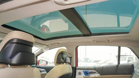 Discover undefined undefined Exterior Interior Images.Find all aspects and details of cars.