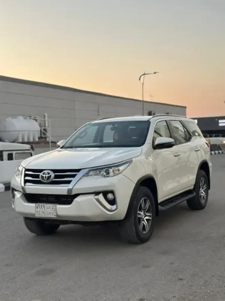 toyota toyota-fortuner image Toyota Fortuner 2019