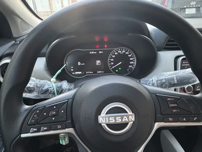Nissan Sunny 2024