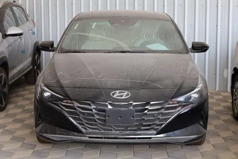 New Hyundai Elantra 2023