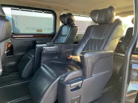 Toyota Granvia 3.5L Premium 2020