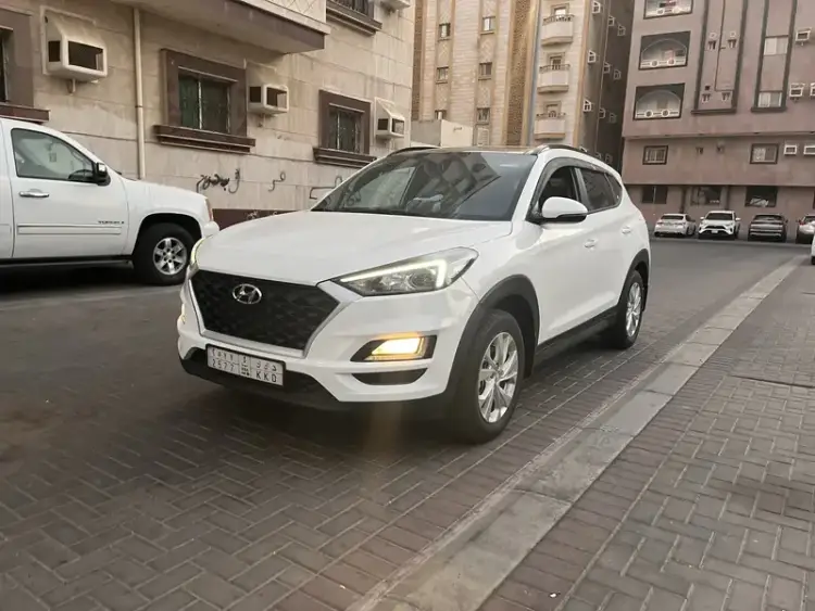 Hyundai Tucson 2020 awesome condition with wireless charging and