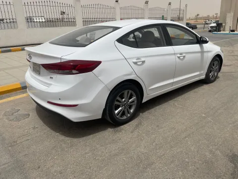 Hyundai Elantra 2017