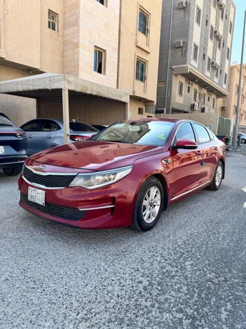 استكشف undefined undefined الصور الخارجية والداخلية. اكتشف جميع جوانب وتفاصيل السيارات.