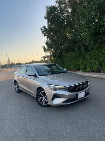 Geely Emgrand 2023