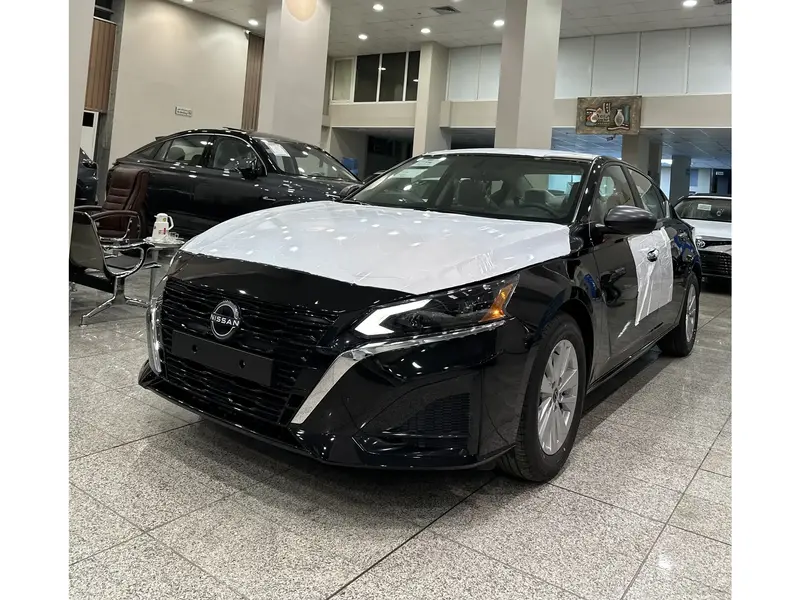 Nissan Altima 2025