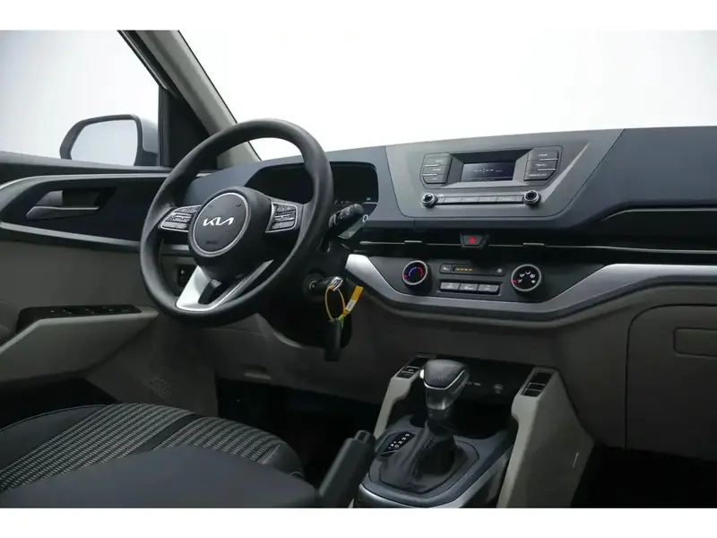 KIA Carens 2024