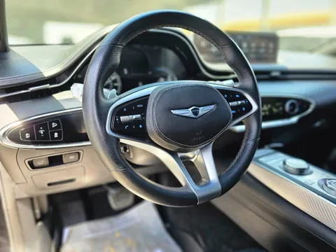 Genesis GV70 2.5T Platinium 2022