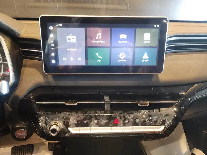 Discover undefined undefined Exterior Interior Images.Find all aspects and details of cars.