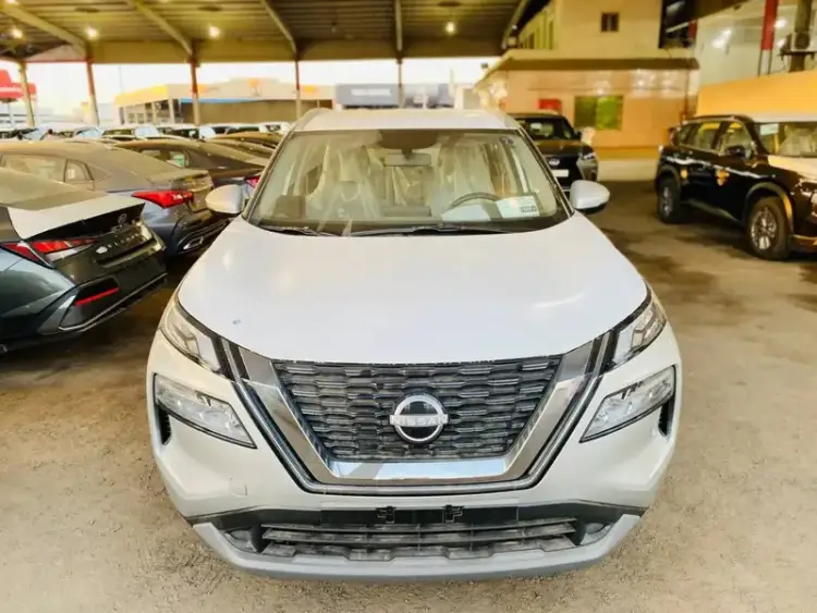 Nissan X-Trail 2025
