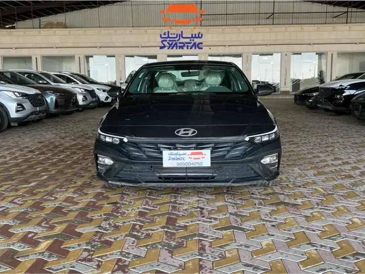 hyundai hyundai-elantra image Hyundai Elantra 2025
