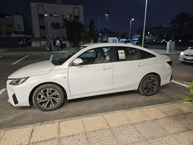 Toyota Yaris 2023