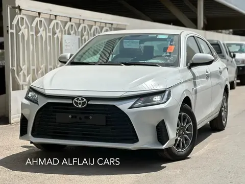 Discover undefined undefined Exterior Interior Images.Find all aspects and details of cars.