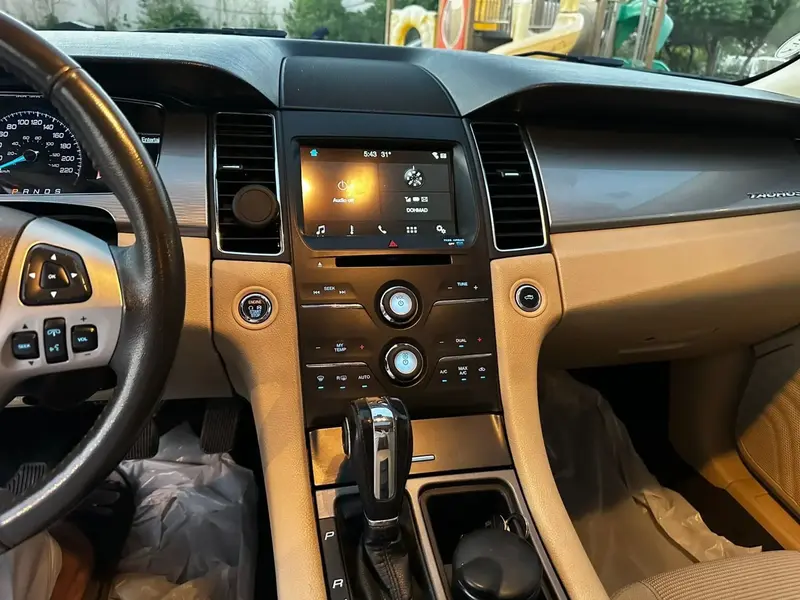 Ford Taurus 2018