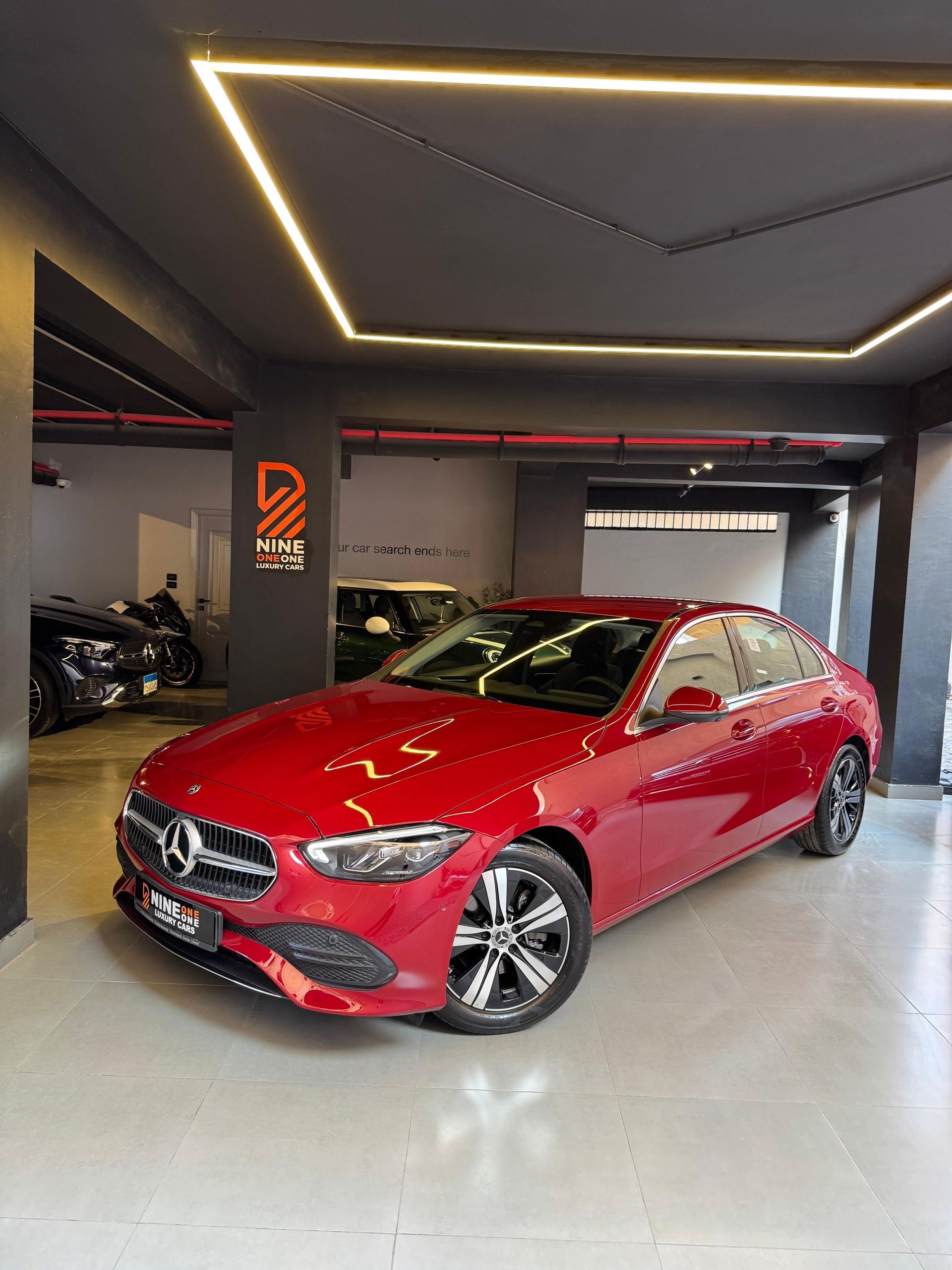 مرسيدس بنز C Class 2024
