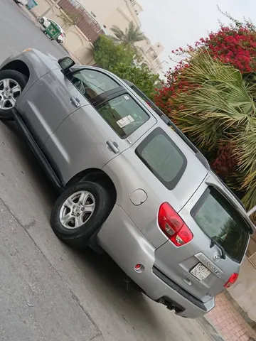 Toyota Sequoia 2012