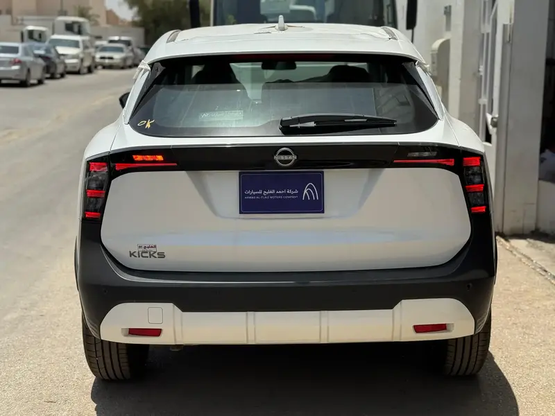 Nissan Kicks 2025