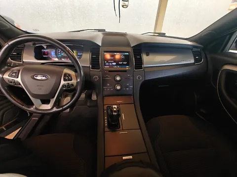 ford ford-taurus image Ford Taurus 3.5L V6 SEL 2016