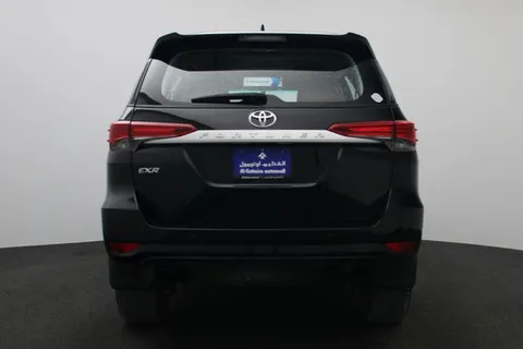 Toyota Fortuner 2023