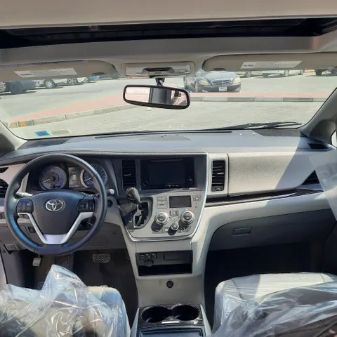 Toyota Sienna 2017