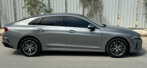 Discover undefined undefined Exterior Interior Images.Find all aspects and details of cars.