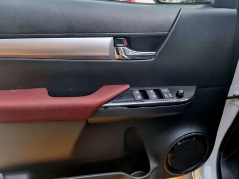 New Toyota Hilux 2025