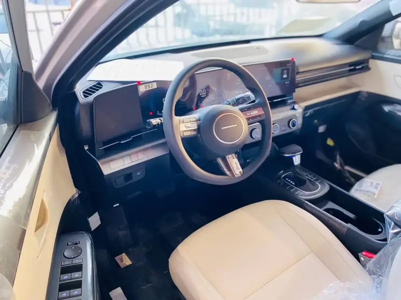 Discover undefined undefined Exterior Interior Images.Find all aspects and details of cars.