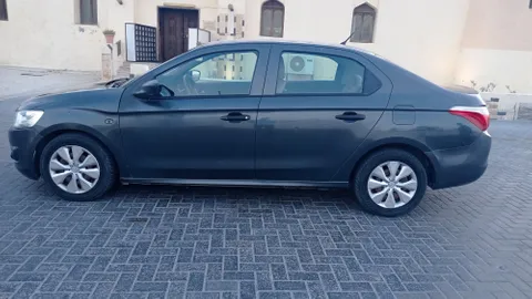 Citroen C-Elysee Attraction 1.6 Automatic 2017