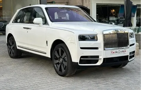 Discover undefined undefined Exterior Interior Images.Find all aspects and details of cars.