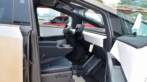 Discover undefined undefined Exterior Interior Images.Find all aspects and details of cars.