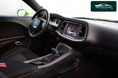 Discover undefined undefined Exterior Interior Images.Find all aspects and details of cars.