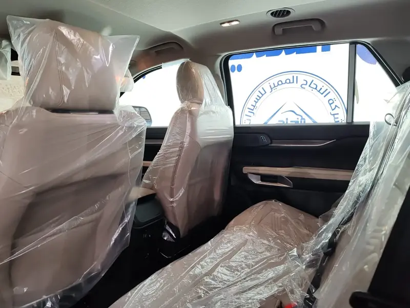 Ford EVEREST 2025