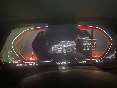 Discover undefined undefined Exterior Interior Images.Find all aspects and details of cars.