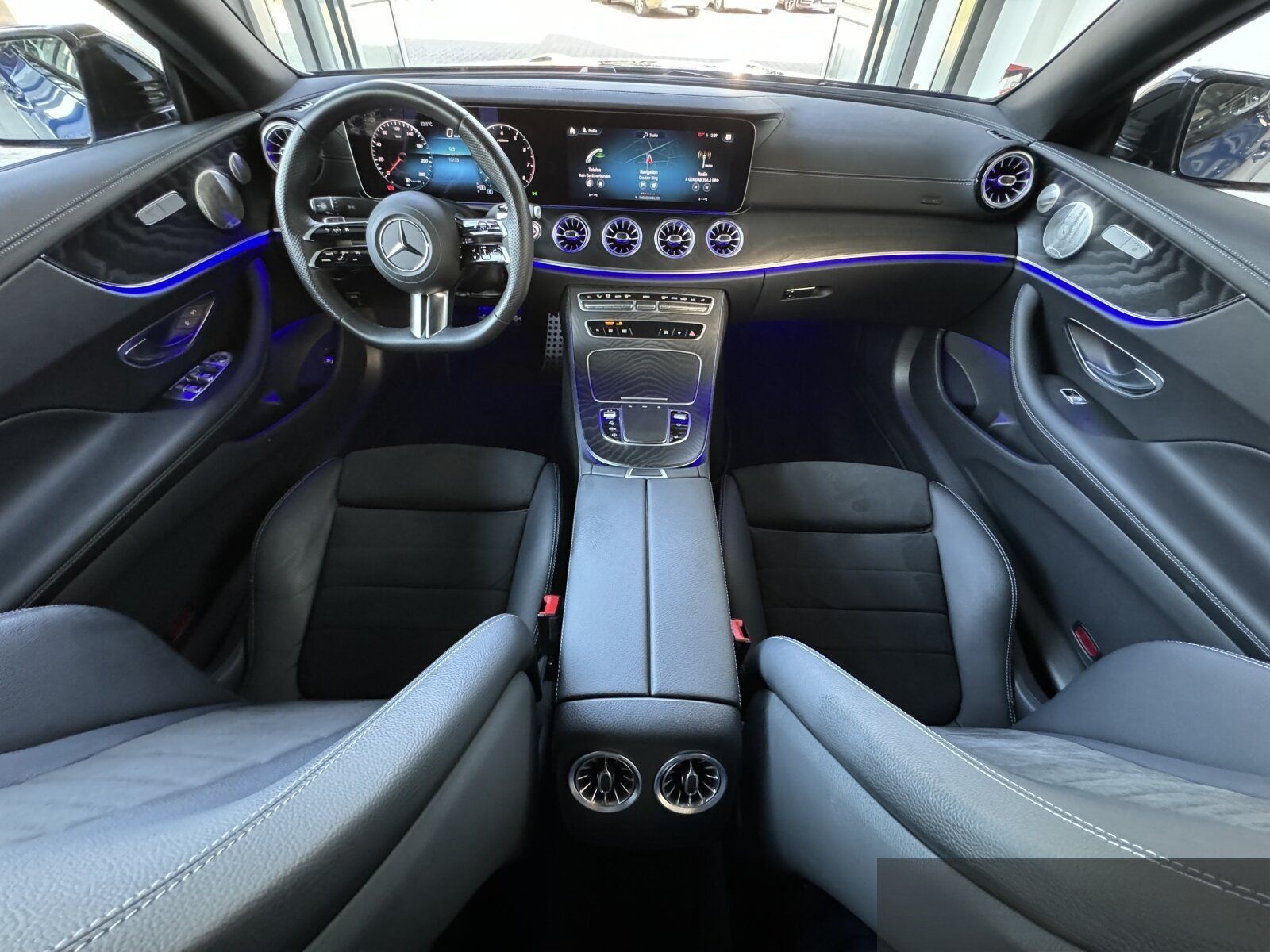 مرسيدس بنز E Class 2023